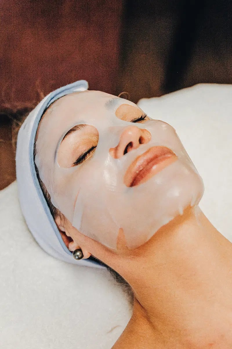 Pigment balancing peel services